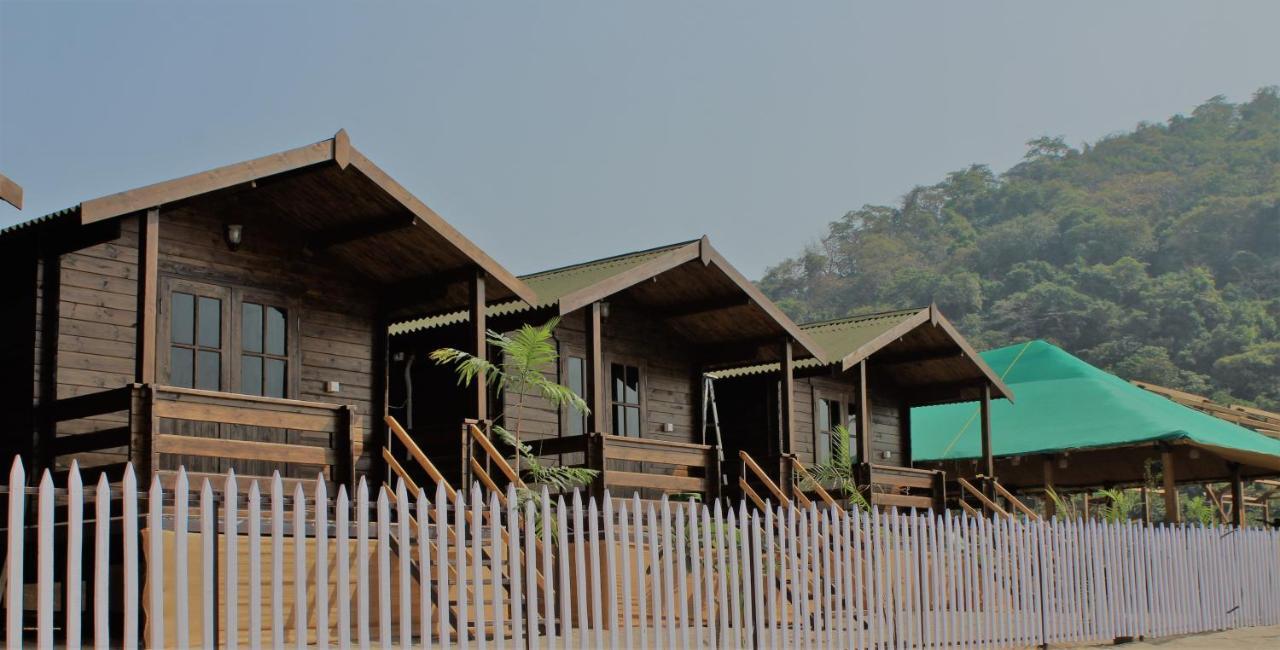 Summer Sky Beach Resort Agonda Extérieur photo